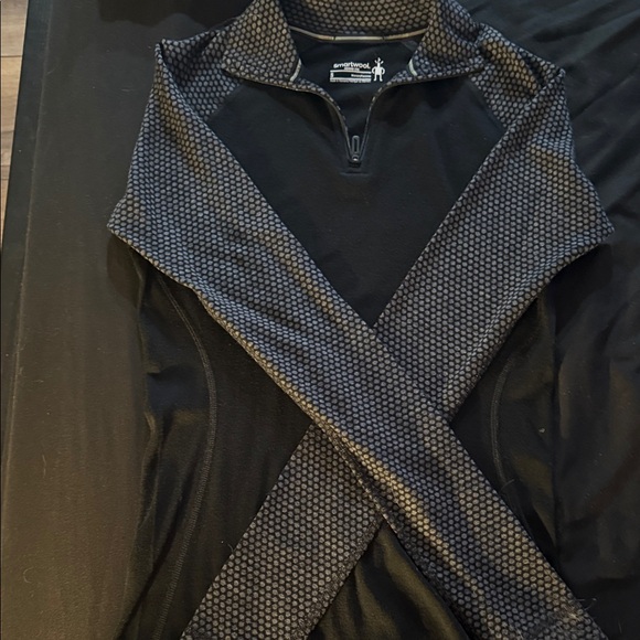 Smartwool Black and Gray Patterned Quarter-Zip Top - Picture 1 of 3
